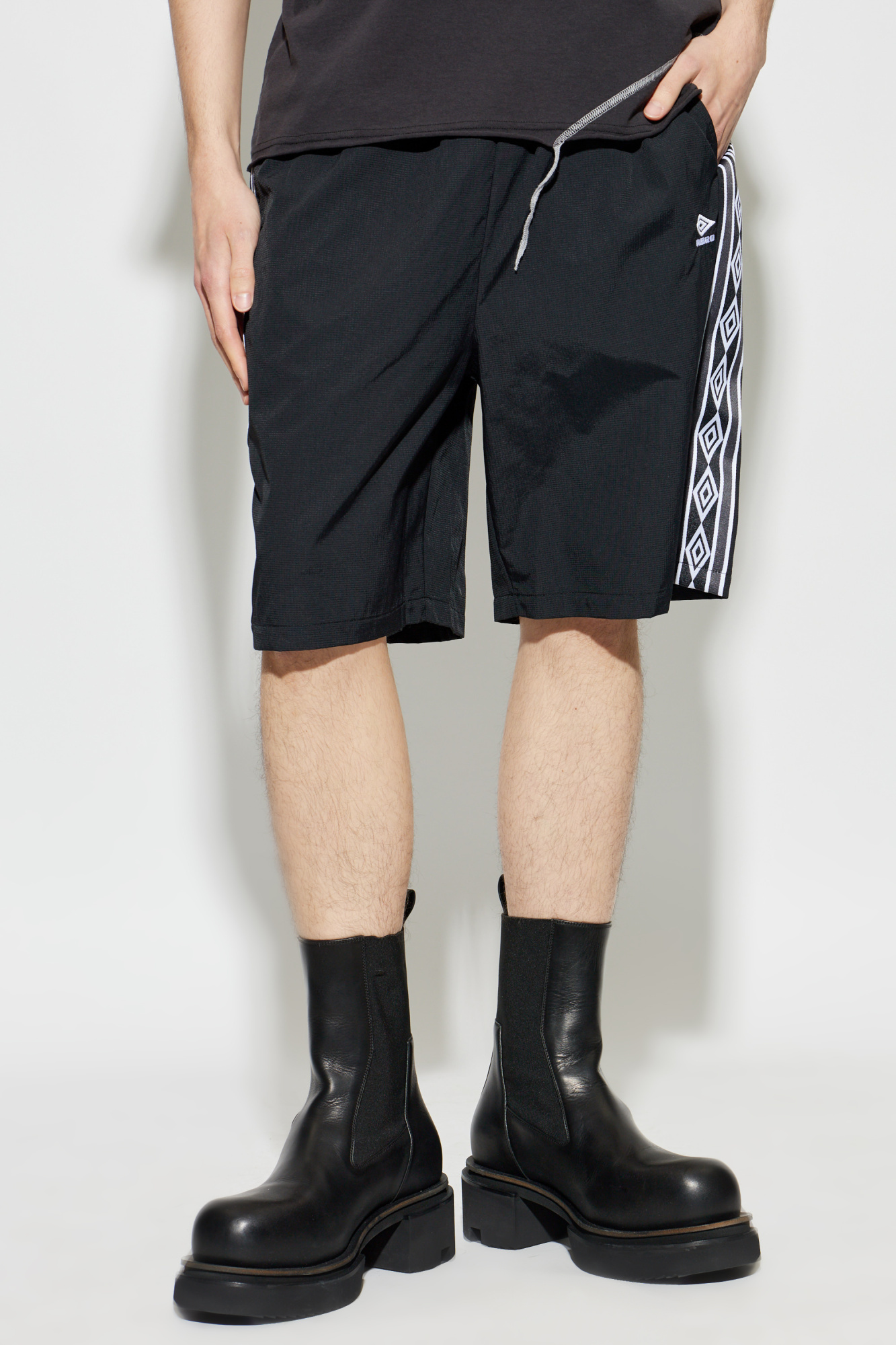 Umbro Shorts with side stripes | Men's | Vitkac